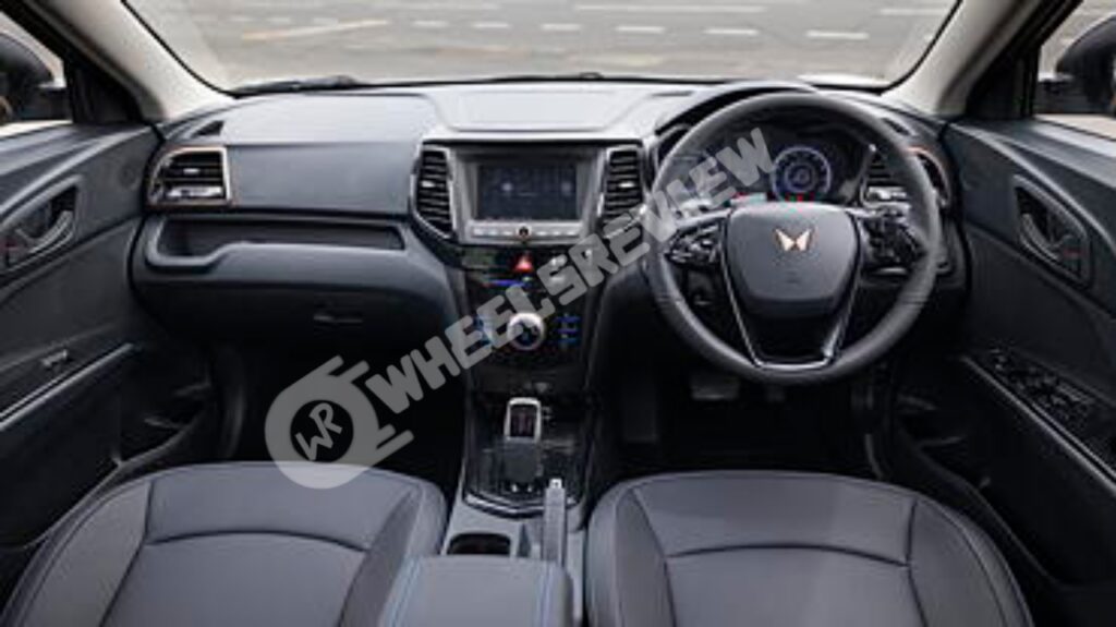 New Mahindra XUV400 EV 2023