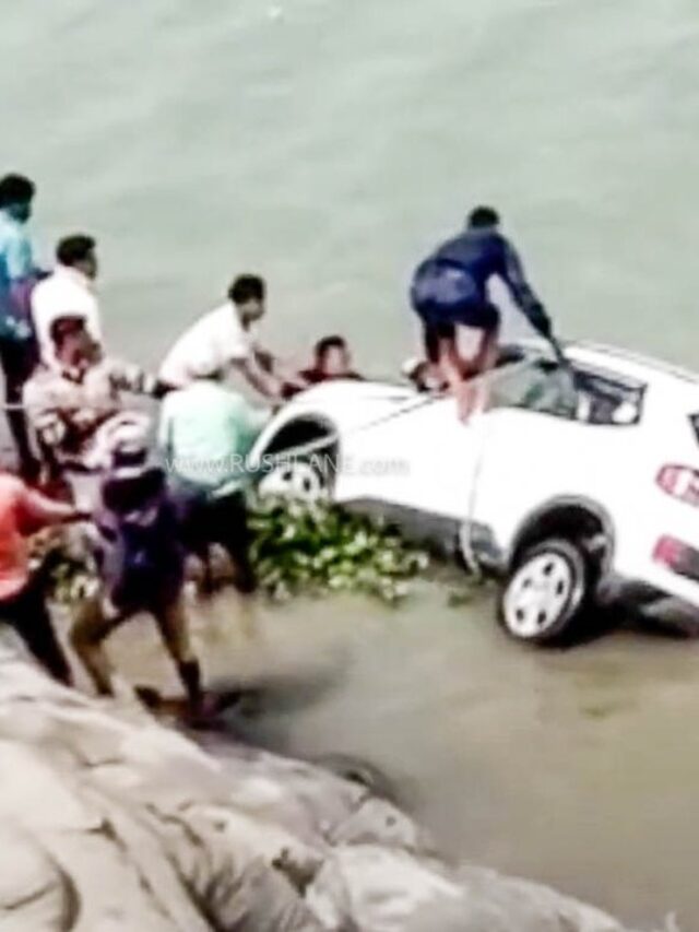 Heroic Locals Rescue Driver_ Hyundai Venue From _Brahmaputra Rive